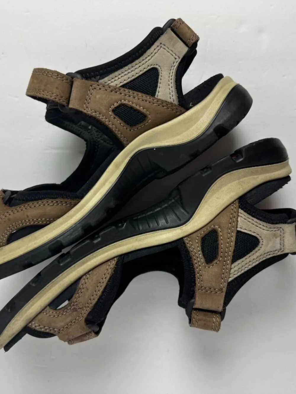 Ecco Yucatan Nubuck Leather Sport Sandals,Size 8-8.5  (EU 39)